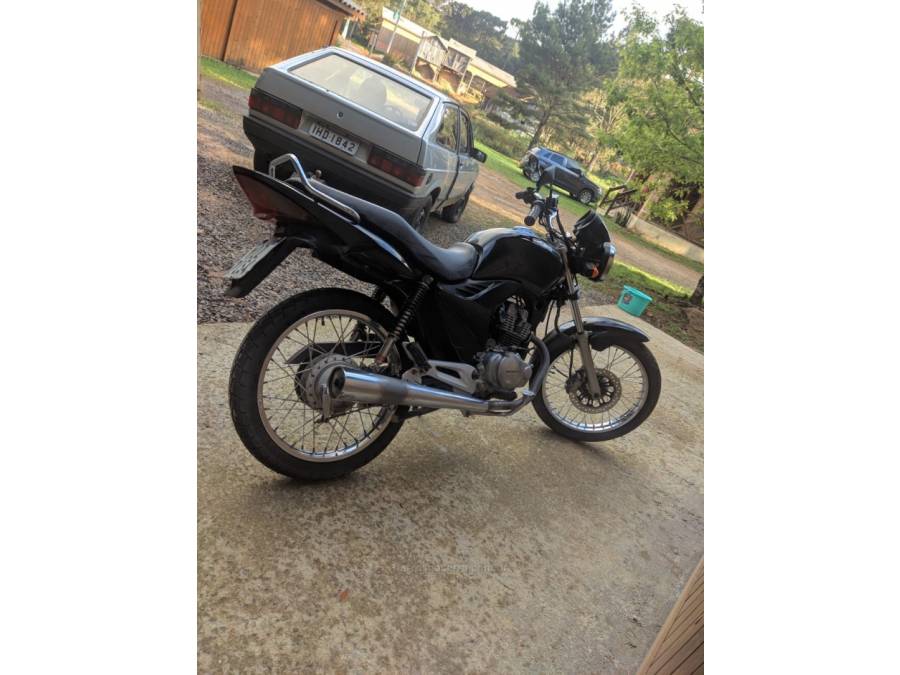 HONDA - CG 150 - 2011/2011 - Preta - R$ 9.000,00