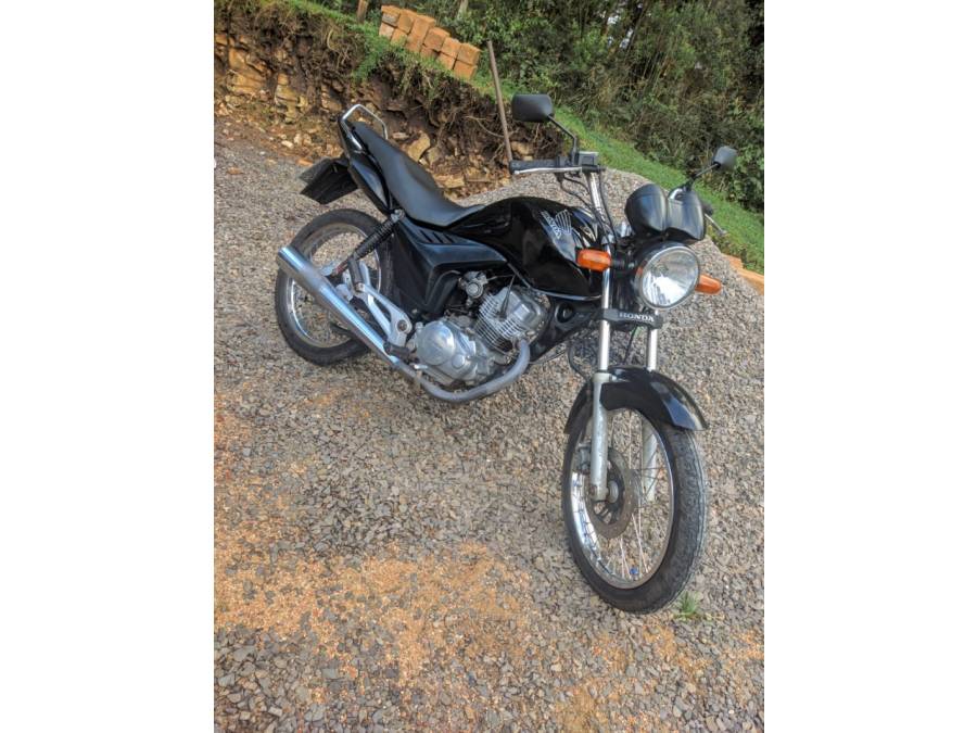 HONDA - CG 150 - 2011/2011 - Preta - R$ 9.000,00