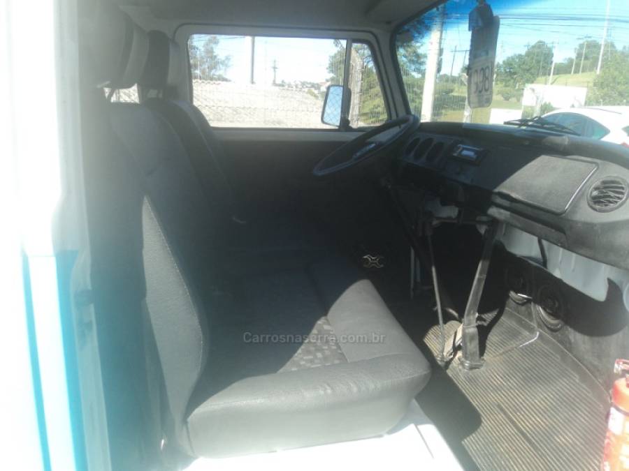 VOLKSWAGEN - KOMBI - 1997/1998 - Azul - R$ 45.000,00