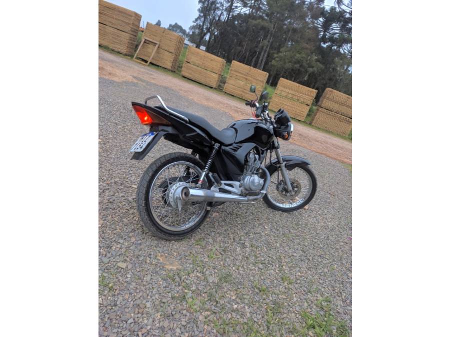 HONDA - CG 150 - 2011/2011 - Preta - R$ 9.000,00