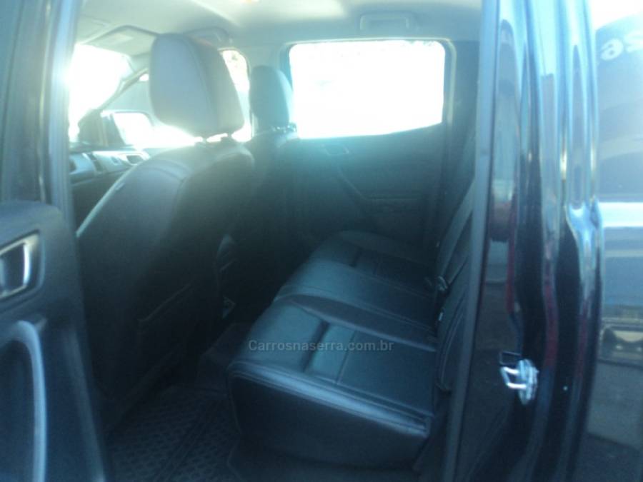 FORD - RANGER - 2022/2023 - Preta - R$ 190.000,00
