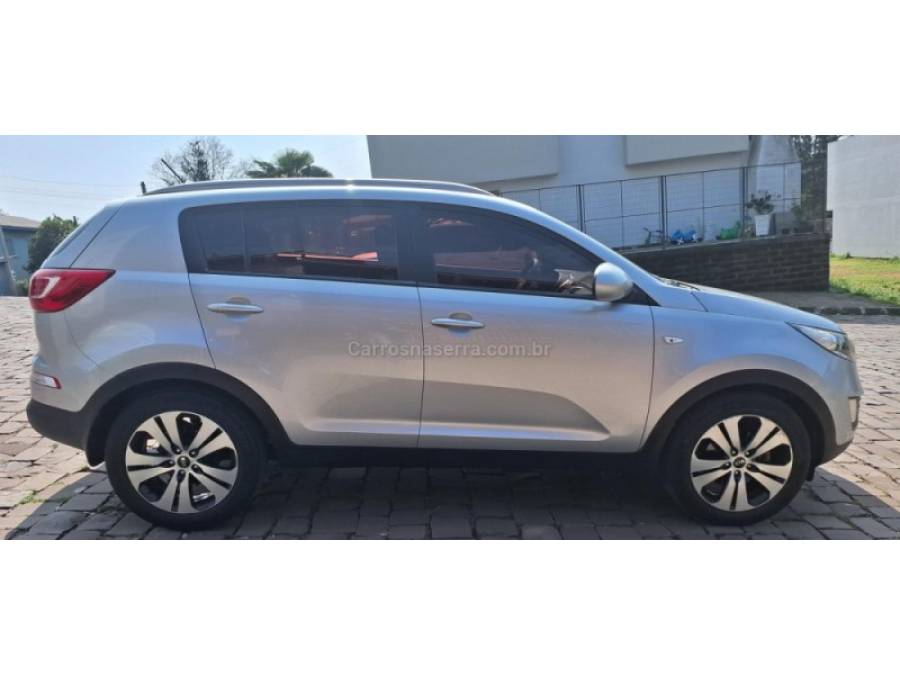 KIA MOTORS - SPORTAGE - 2013/2014 - Prata - R$ 79.900,00