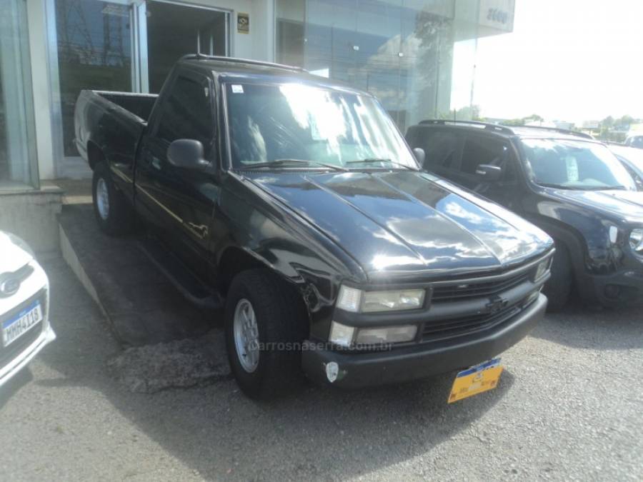 CHEVROLET - SILVERADO - 1998/1998 - Preta - R$ 55.000,00