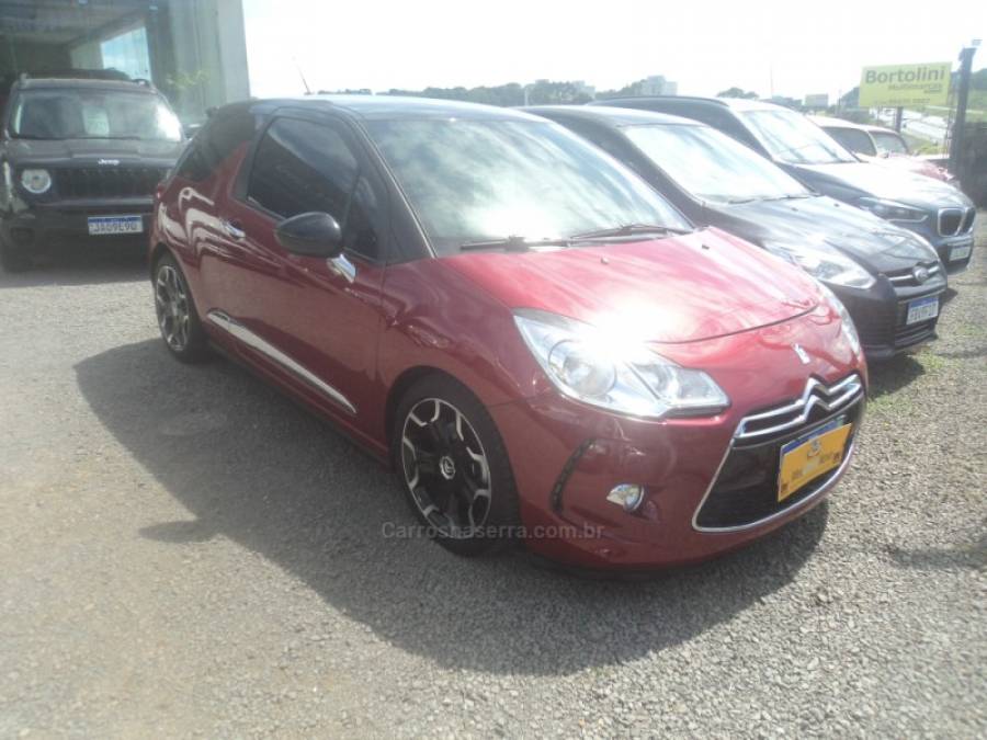 CITROËN - DS3 - 2012/2013 - Vermelha - R$ 68.000,00