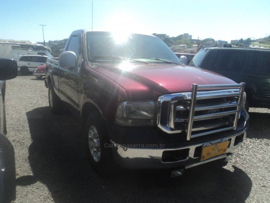 FORD - F-250 - 2001/2002 - Vermelha - R$ 135.000,00