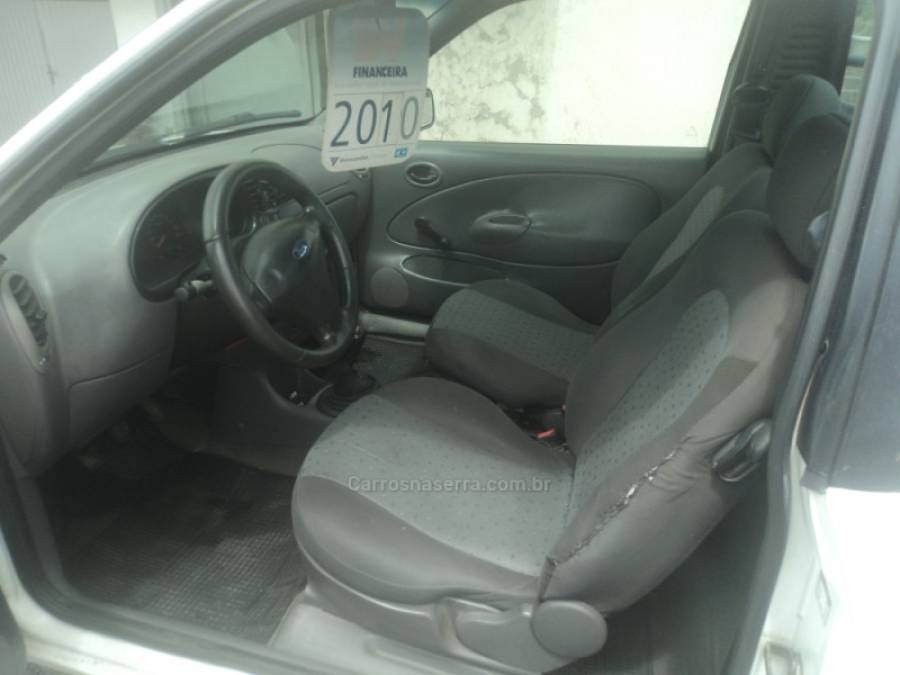 FORD - COURIER - 2009/2010 - Branca - R$ 35.000,00