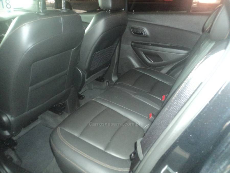 CHEVROLET - TRACKER - 2017/2018 - Preta - R$ 88.000,00
