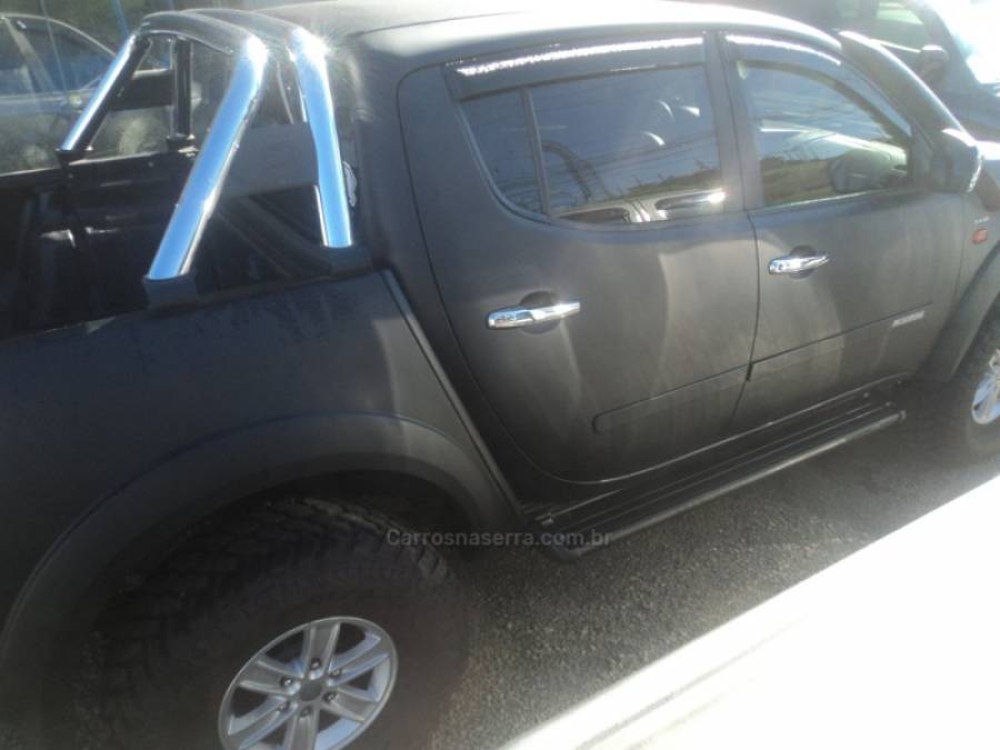 MITSUBISHI - L200 TRITON - 2009/2009 - Preta - R$ 85.000,00