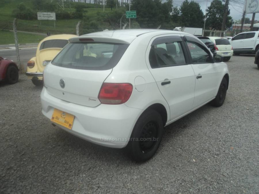 VOLKSWAGEN - GOL - 2014/2015 - Branca - Sob Consulta