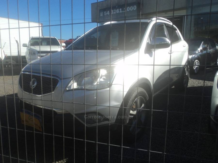 SSANGYONG - KORANDO - 2011/2011 - Prata - R$ 48.000,00